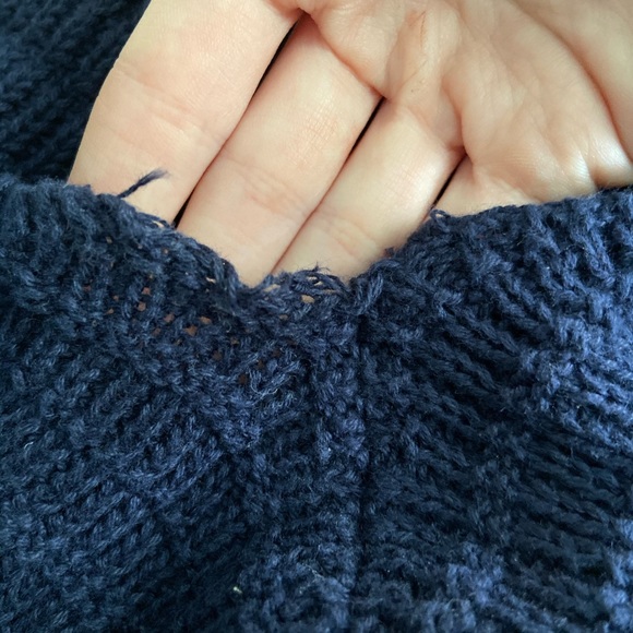 Dana Buchman | Navy Blue and Beige Shaggy Sweater - Picture 6 of 6